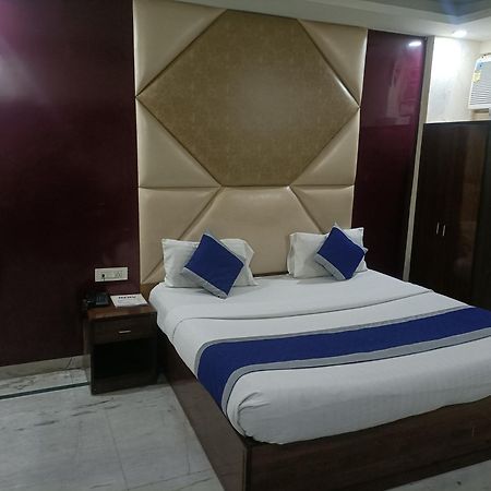 Hotel Ringer Nowe Delhi Zewnętrze zdjęcie