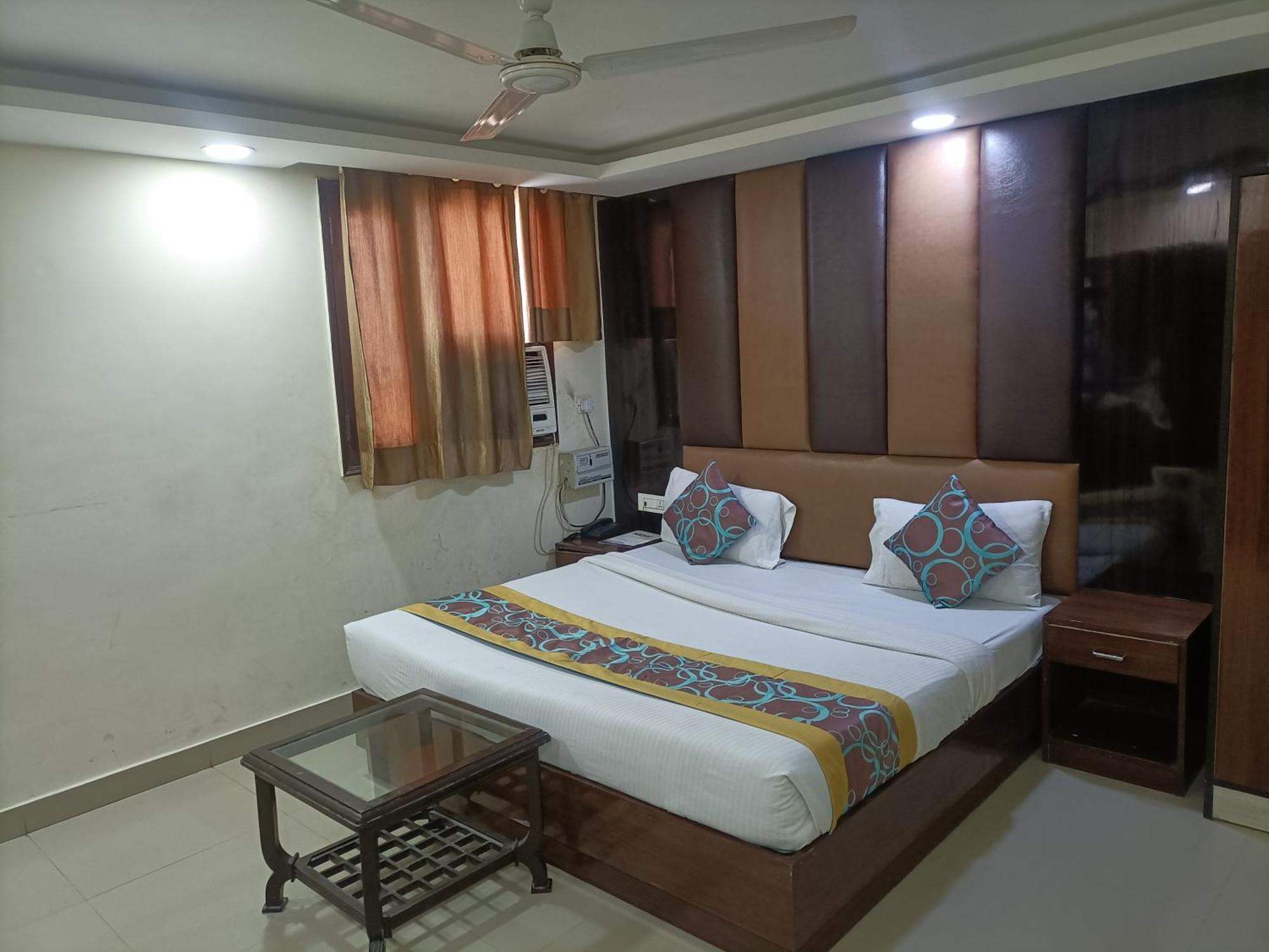 Hotel Ringer Nowe Delhi Zewnętrze zdjęcie