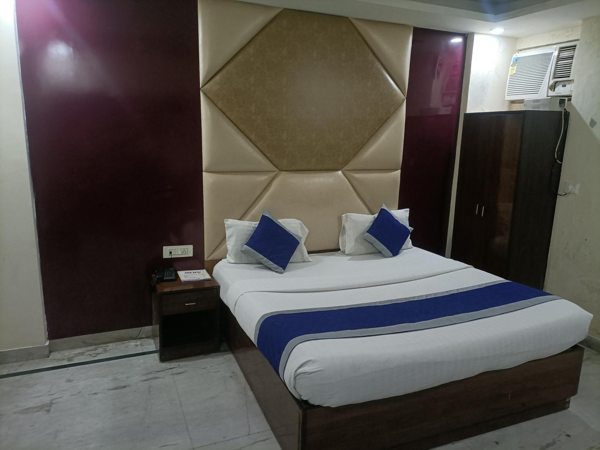 Hotel Ringer Nowe Delhi Zewnętrze zdjęcie